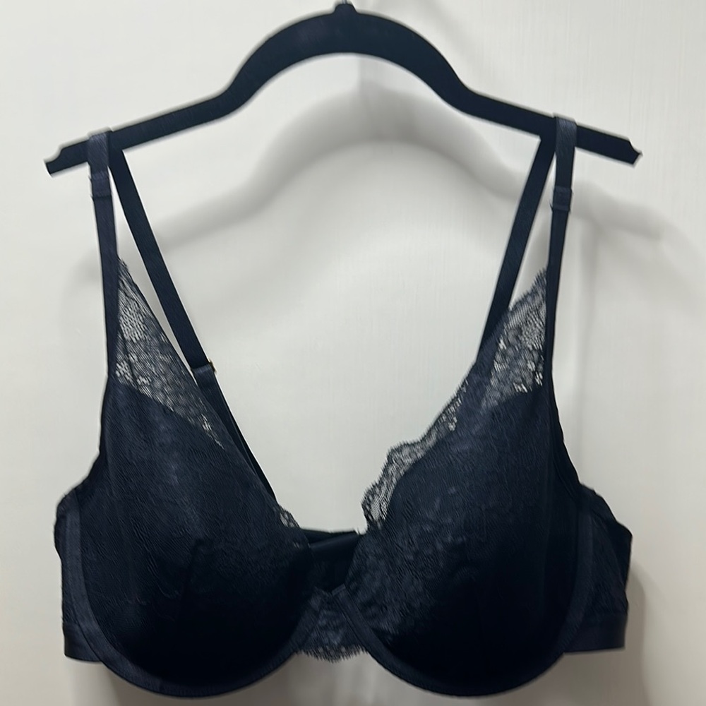 Soma Black Lace Underwire Bra with Adjustable Straps